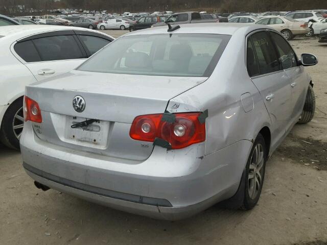 3VWSG71K26M716656 - 2006 VOLKSWAGEN JETTA 2.5 SILVER photo 4