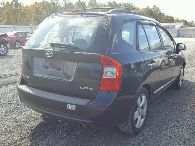 KNAFG526977111732 - 2007 KIA RONDO LX BLACK photo 4