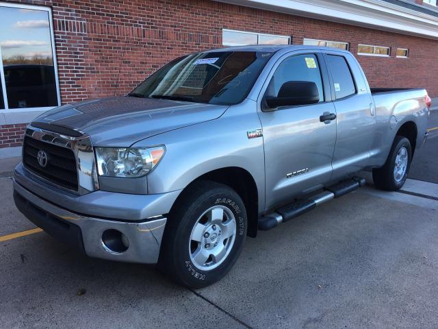 5TBBV54198S503912 - 2008 TOYOTA TUNDRA DOU GRAY photo 2