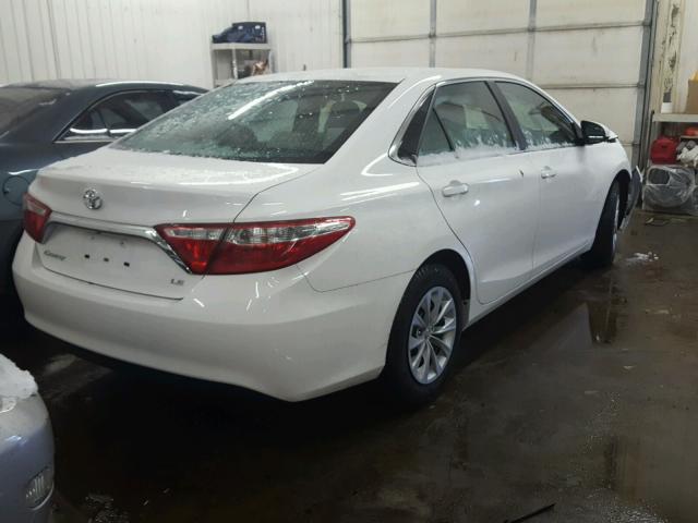 4T4BF1FK0FR493820 - 2015 TOYOTA CAMRY LE WHITE photo 4