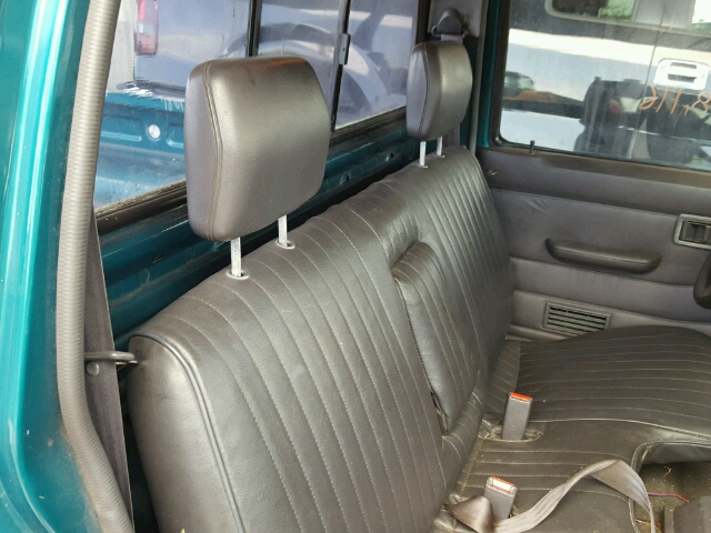 1N6SD11S0VC331506 - 1997 NISSAN TRUCK BASE BLUE photo 6