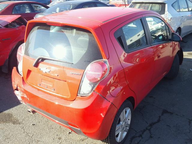 KL8CD6S93DC568210 - 2013 CHEVROLET SPARK 1LT RED photo 4