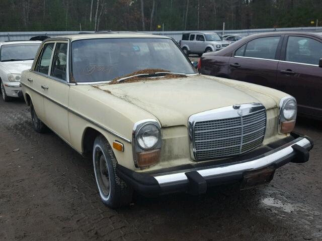 11501712029713 - 1975 MERCEDES-BENZ 230 CREAM photo 1