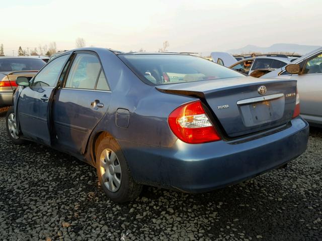 4T1BE32K03U733507 - 2003 TOYOTA CAMRY LE BLUE photo 3