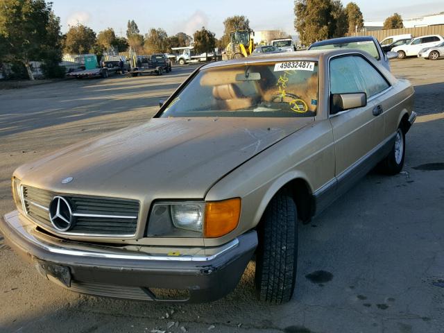 WDBCA43A9DB005454 - 1983 MERCEDES-BENZ 380 SEC GOLD photo 2