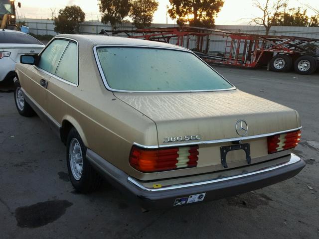 WDBCA43A9DB005454 - 1983 MERCEDES-BENZ 380 SEC GOLD photo 3