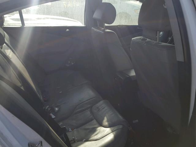 WVWRH63B41P195223 - 2001 VOLKSWAGEN PASSAT GLX WHITE photo 6