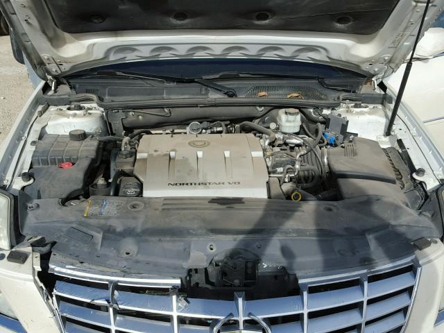 1G6KD57Y38U101174 - 2008 CADILLAC DTS WHITE photo 7