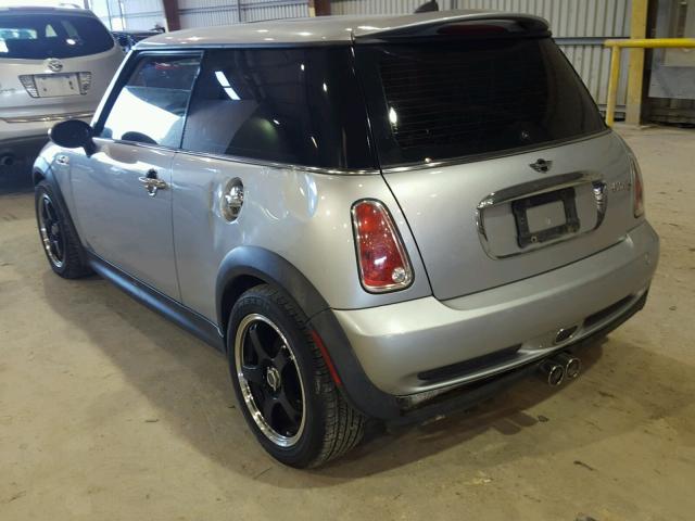 WMWRE33556TJ39319 - 2006 MINI COOPER S SILVER photo 3