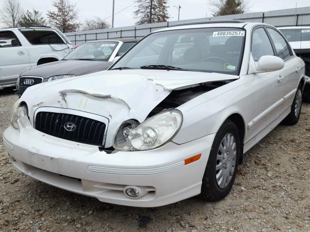 KMHWF25S82A529283 - 2002 HYUNDAI SONATA GL WHITE photo 2