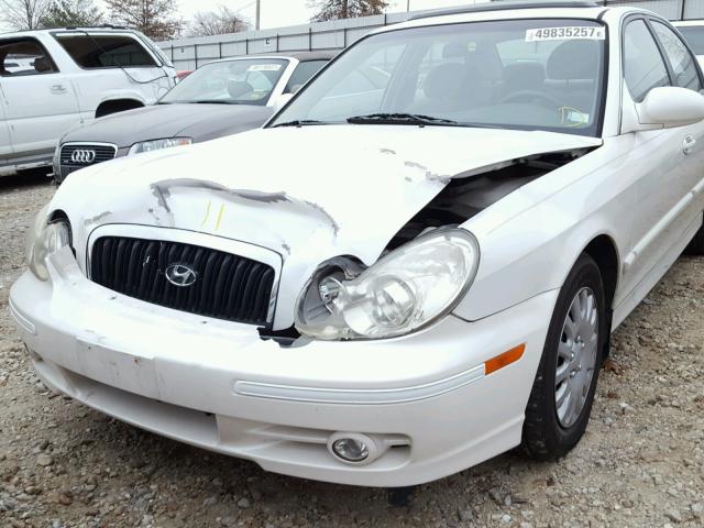 KMHWF25S82A529283 - 2002 HYUNDAI SONATA GL WHITE photo 9