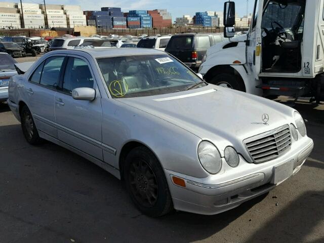 WDBJF65J61B212039 - 2001 MERCEDES-BENZ E 320 SILVER photo 1