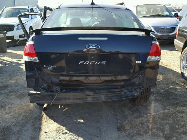 1FAHP35N48W132357 - 2008 FORD FOCUS SE BLACK photo 9