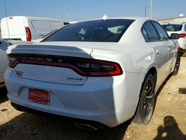 2C3CDXHG0HH520495 - 2017 DODGE CHARGER SX WHITE photo 4