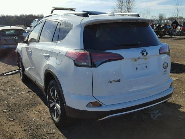 JTMRFREV5GJ104518 - 2016 TOYOTA RAV4 XLE WHITE photo 3