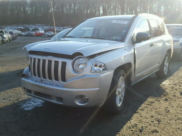 1J8FF47W87D200131 - 2007 JEEP COMPASS SILVER photo 2