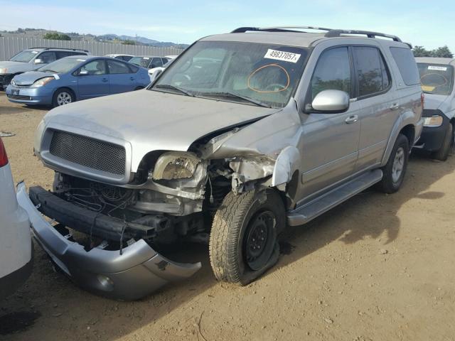 5TDZT34A61S037779 - 2001 TOYOTA SEQUOIA SR SILVER photo 2