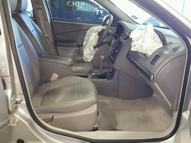 1G1ZS51F06F144079 - 2006 CHEVROLET MALIBU LS SILVER photo 5