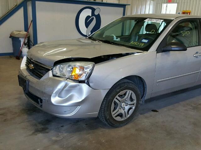 1G1ZS51F06F144079 - 2006 CHEVROLET MALIBU LS SILVER photo 9