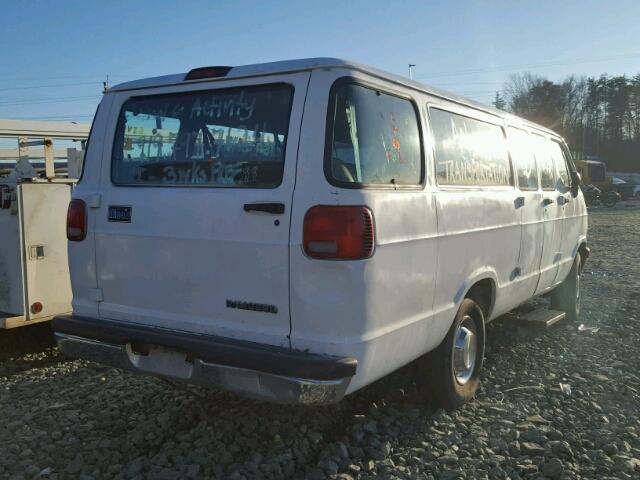 2B5WB35Y6TK152252 - 1996 DODGE RAM WAGON WHITE photo 4