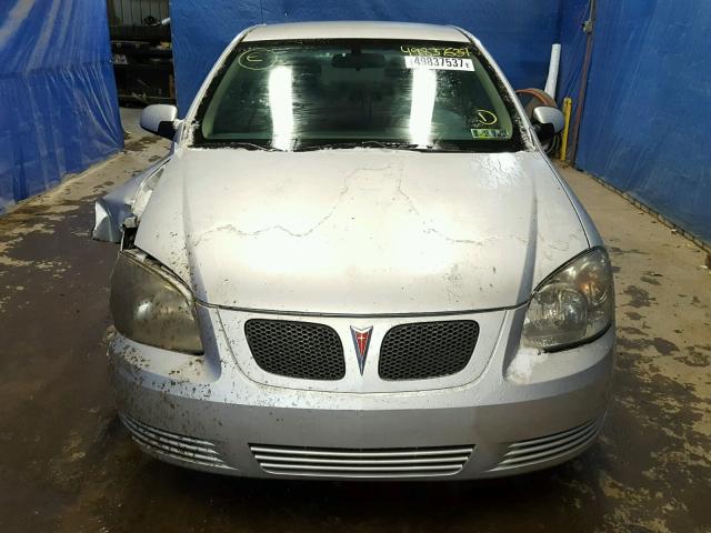 1G2AL18F487233882 - 2008 PONTIAC G5 SILVER photo 9