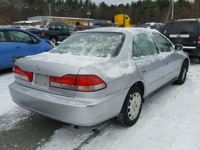 1HGCG66571A059431 - 2001 HONDA ACCORD LX SILVER photo 4