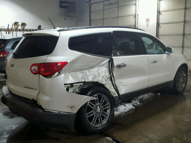 1GNKVJED4CJ390795 - 2012 CHEVROLET TRAVERSE L WHITE photo 4