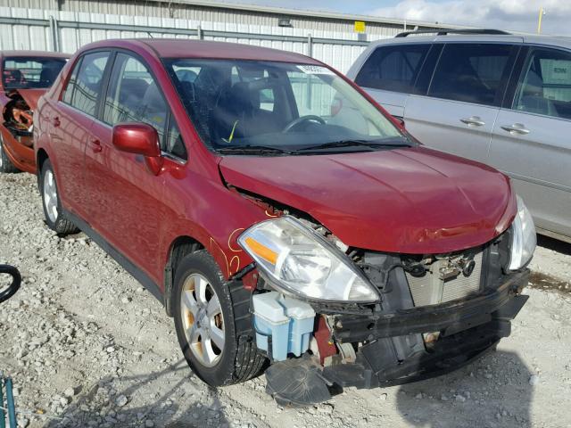 3N1BC11E07L403623 - 2007 NISSAN VERSA S RED photo 1