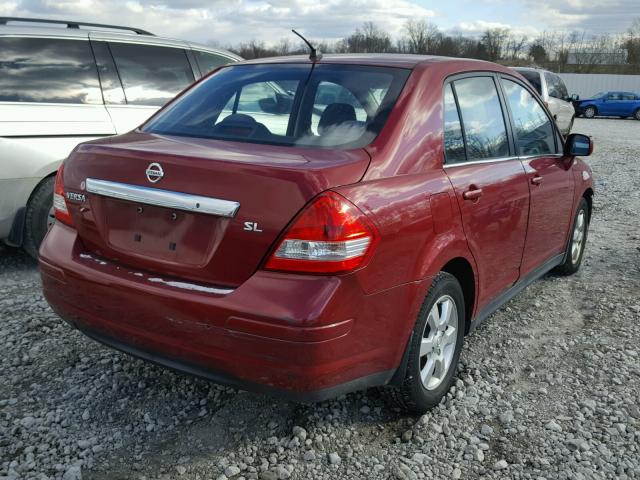 3N1BC11E07L403623 - 2007 NISSAN VERSA S RED photo 4