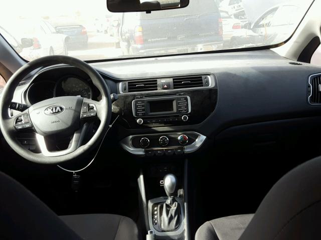 KNADM4A32G6584038 - 2016 KIA RIO LX Դեղին լուսանկար 9