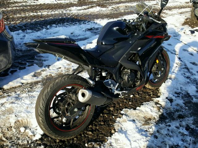 MH3RH06Y8FK002462 - 2015 YAMAHA YZFR3 BLACK photo 4