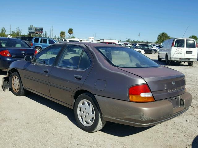 1N4DL01D9WC199797 - 1998 NISSAN ALTIMA XE BROWN photo 3