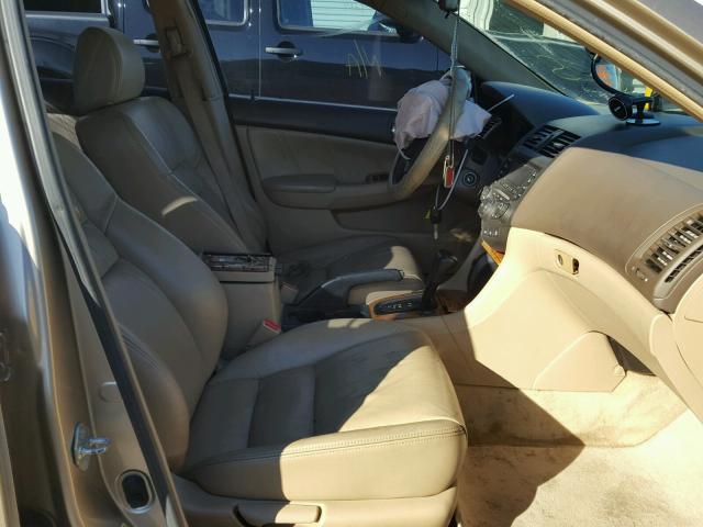 1HGCM56845A135125 - 2005 HONDA ACCORD EX GOLD photo 5