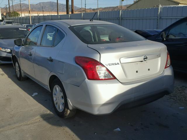 3N1CN7AP4GL816938 - 2016 NISSAN VERSA S SILVER photo 3