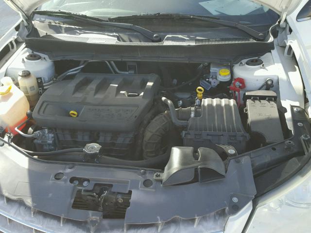 1C3CC5FB6AN126866 - 2010 CHRYSLER SEBRING LI WHITE photo 7