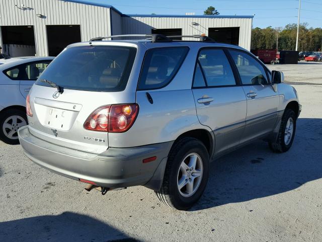 JT6GF10U2Y0073461 - 2000 LEXUS RX 300 SILVER photo 4