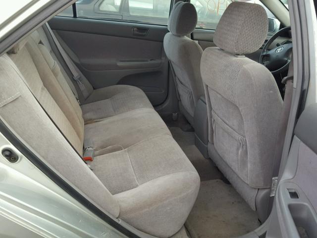 JTDBE32K840267533 - 2004 TOYOTA CAMRY LE ვერცხლისფერი ფოტო 6