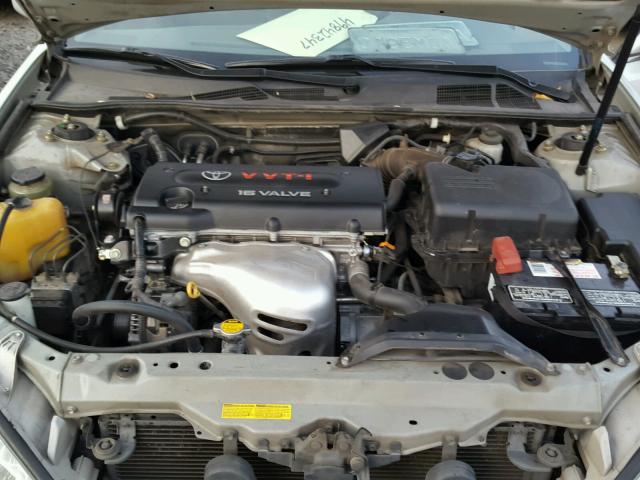 JTDBE32K840267533 - 2004 TOYOTA CAMRY LE ვერცხლისფერი ფოტო 7
