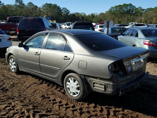 4T1BE32KX3U682971 - 2003 TOYOTA CAMRY LE GRAY photo 3