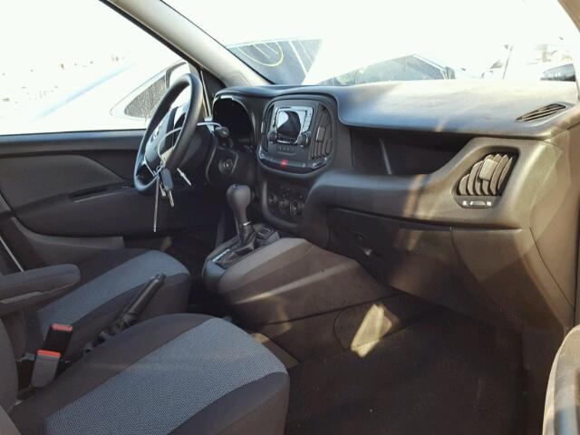 ZFBERFAB9H6E62361 - 2017 RAM PROMASTER 白色 照片 5