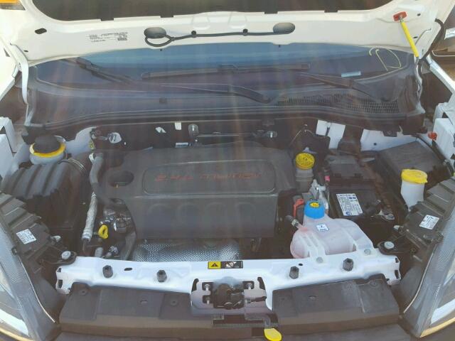 ZFBERFAB9H6E62361 - 2017 RAM PROMASTER 白色 照片 7