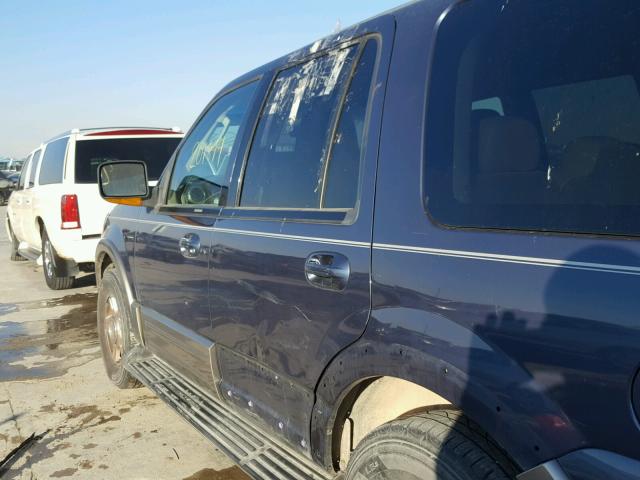 1FMRU17W83LB31087 - 2003 FORD EXPEDITION BLUE photo 10