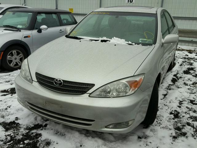 4T1BF30K43U062018 - 2003 TOYOTA CAMRY LE SILVER photo 2