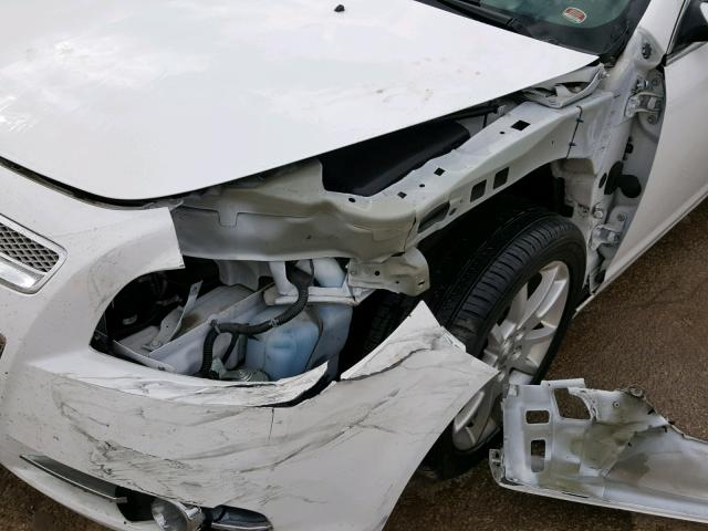 1G1ZG5E75CF266050 - 2012 CHEVROLET MALIBU LTZ 白色 照片 9
