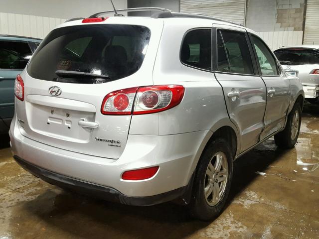 5XYZGDAB7BG035383 - 2011 HYUNDAI SANTA FE G SILVER photo 4