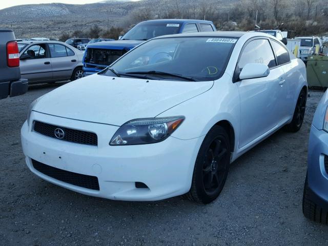 JTKDE177060080283 - 2006 TOYOTA SCION TC WHITE photo 2