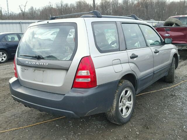 JF1SG63615H748990 - 2005 SUBARU FORESTER 2 SILVER photo 4