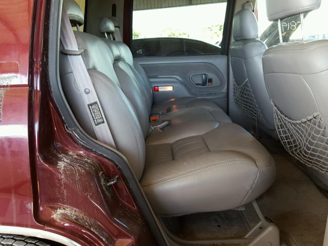 1GNEK13R6XJ560309 - 1999 CHEVROLET TAHOE K150 MAROON photo 6