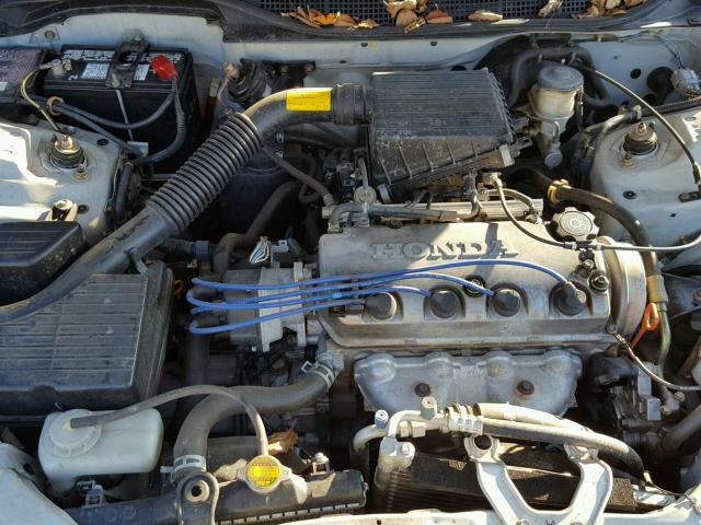 2HGEJ6613YH569780 - 2000 HONDA CIVIC BASE SILVER photo 7