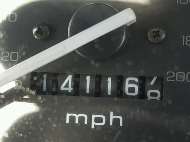 2HGEJ6613YH569780 - 2000 HONDA CIVIC BASE SILVER photo 8